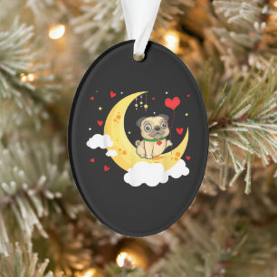Niedlicher Mops am Mondwald Ornament