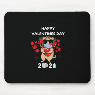 Niedlicher Mops Herzgefühl Maske Happy Valentines  Mousepad