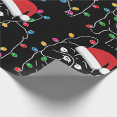 Niedlicher Mops Hund mit Weihnachtslicht Geschenkpapier (Ecke)