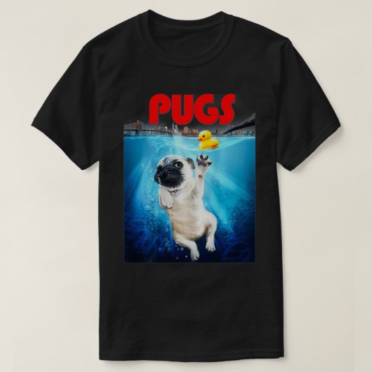 Niedlicher Mops Hund Schwimmen in der New Yorker B T-Shirt (Design vorne)