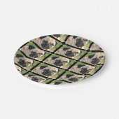 Niedlicher Mops Pappteller (Schrägansicht)