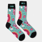 Niedlicher Mops Regenbogen Cupcake Retro Muster Do Socken (Rechts)