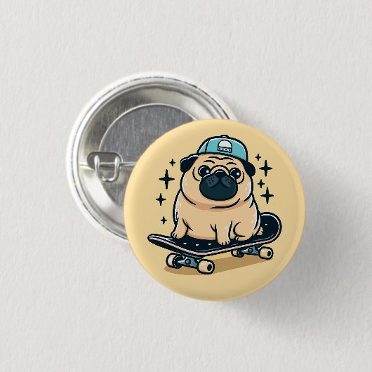 Niedlicher Mops Skate-Boarding Button (Vorne & Hinten)
