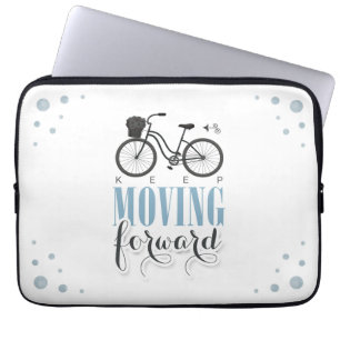 Niedlicher Motivierend Behalt mit dem Fahrrad vorw Laptopschutzhülle