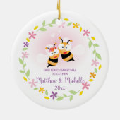 Niedlicher Mr. and Mrs. Honey Bee First Christmas  Keramikornament (Hinten)