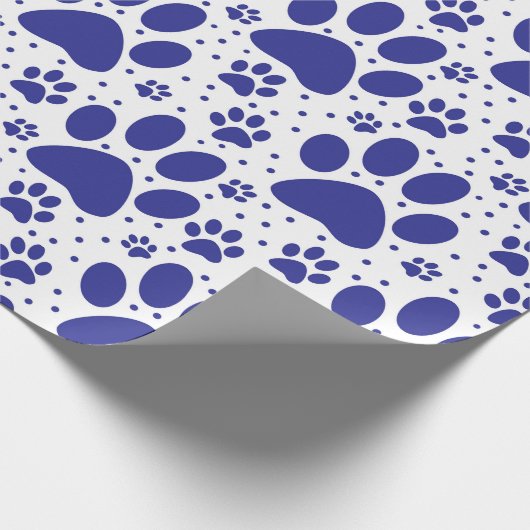 Niedlicher, nahtloser Blue Paw Print Holiday Geschenkpapier (Ecke)
