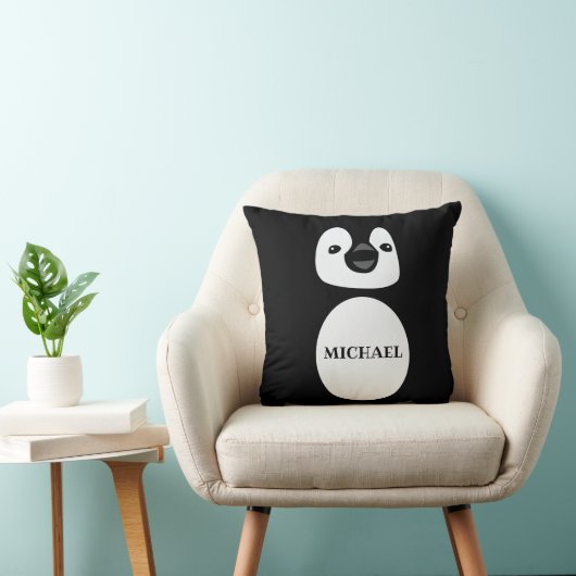 Niedlicher Name der Pinguin Monogramm in Schwarzwe Kissen (Stuhl )