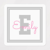 Niedlicher Name und Monogramm | Leichte grau-rosa  Etiketten (Design 1)