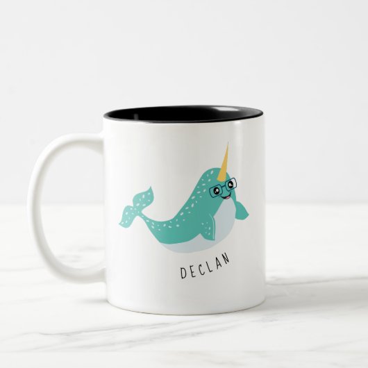 Niedlicher Narwhal mit Brille Zweifarbige Tasse (Links)