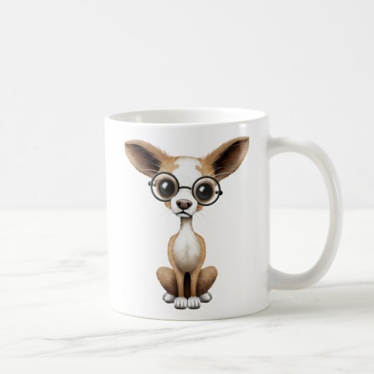 Niedlicher neugieriger Chihuahua-tragende Kaffeetasse (Rechts)