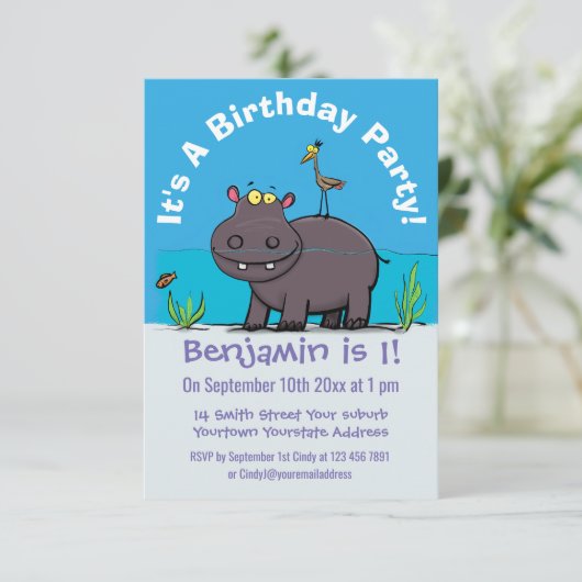 Niedlicher Nilpferd mit Vogel-Cartoon Einladung (Stehend Vorderseite)