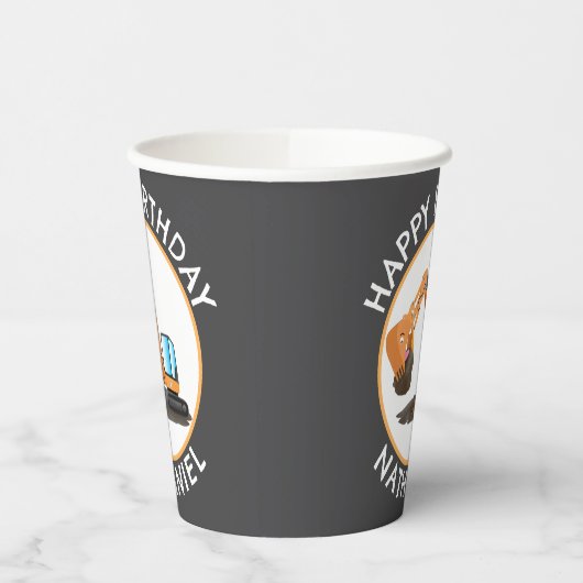 Niedlicher orangefarbener Baggergräber Cartoon per Pappbecher (Links)