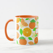 Niedlicher Orangenfruchtmuster individuelle Name Tasse (Links)
