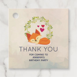 Niedlicher Orangenfuchs, rote Herzen und ein grüne Geschenkanhänger