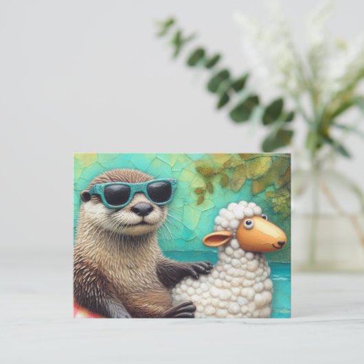 Niedlicher Otter in einer Floating Sheep Floatie a Postkarte (Stehend Vorderseite)