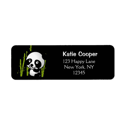 Niedlicher Panda-Bär in einem Bambushain (Vorne)