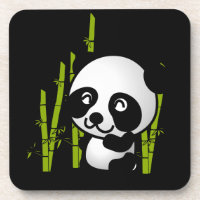 Niedlicher Panda-Bär in einem Bambushain.