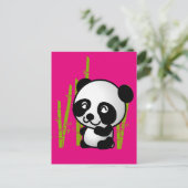 Niedlicher Panda-Bär in einem Bambushain. Postkarte (Stehend Vorderseite)