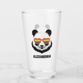 Niedlicher Panda-Bär | Regenbogen | LGBTQ Glas (Rückseite)