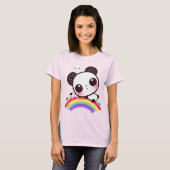 Niedlicher Panda mit kawaii-Essen auf Regenbogen T-Shirt (Vorne ganz)