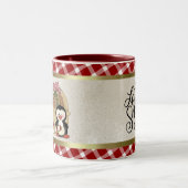 Niedlicher Penguin Holiday Basket Zweifarbige Tasse (Mittel)