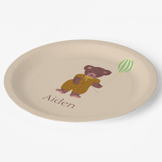 Niedlicher Personalisierter Name Bär Beige Kinder Pappteller (Schrägansicht)