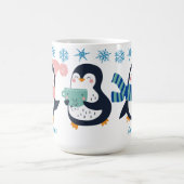 Niedlicher Personalisierter Winterpinguin Snowflak Kaffeetasse (Mittel)