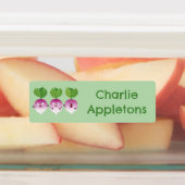 Niedlicher pflanzlicher Trio-Cartoon aus Rüben per Etiketten (Befestigt)