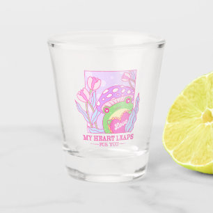 Niedlicher Pilz und Frosch - mein Herz springt für Schnapsglas