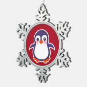 Niedlicher Pinguin auf der Roten Hintergrunddarste Schneeflocken Zinn-Ornament (Rechts)
