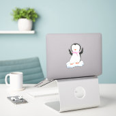 Niedlicher Pinguin Aufkleber (Laptop auf Schreibtisch)