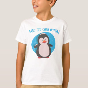 Niedlicher Pinguin Baby seine Kälte draußen T-Shirt