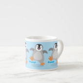 Niedlicher Pinguin-Cartoon Espressotasse (Vorderseite Rechts)