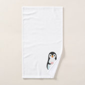 Niedlicher Pinguin, der ein Herz auf Weiß hält Badhandtuch Set (Handtuch)