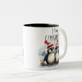 Niedlicher Pinguin / Frohe Weihnachten Zweifarbige Tasse (VorderseiteRechts)