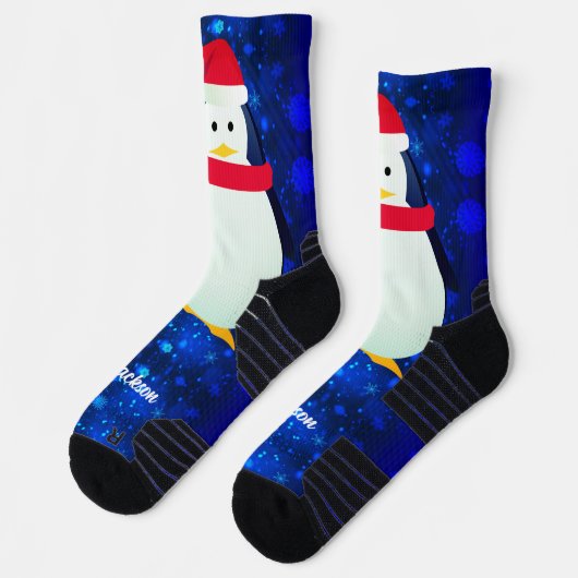 Niedlicher Pinguin in der Weihnachtsmannmütze Socken (Links)