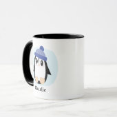 Niedlicher Pinguin mit Blue Hat Christmas Tasse (Vorderseite Links)