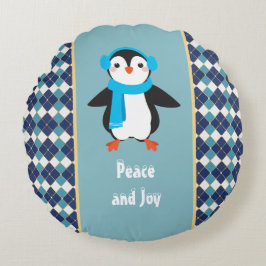 Niedlicher Pinguin mit Earmuffs Peace and Joy Rundes Kissen