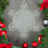 Niedlicher Pinguin mit Earmuffs Peace and Joy Schneeflocken Zinn-Ornament