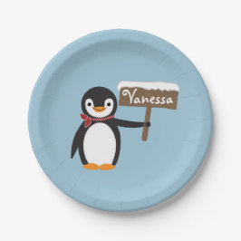 Niedlicher Pinguin mit Scarf und Holzschild Pappteller