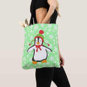 Niedlicher Pinguin mit Schneeflocke Hintergrund Tasche (Von Nahem)