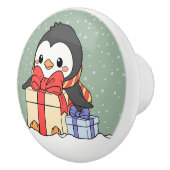 Niedlicher Pinguin mit Weihnachtsgeschenken im Sch Keramikknauf (Rechts)