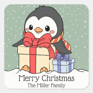 Niedlicher Pinguin mit Weihnachtsgeschenken im Sch Quadratischer Aufkleber