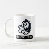 Niedlicher Pinguin spielt Videospiel - Game Day Kaffeetasse (Links)