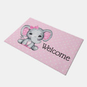 Niedlicher Pink Baby Elephant mit Polka Dot Oars Fußmatte (Schrägansicht)