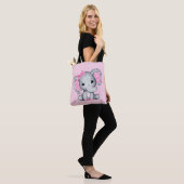 Niedlicher Pink Baby Elephant mit Polka Dot Oars Tasche (Am Model)