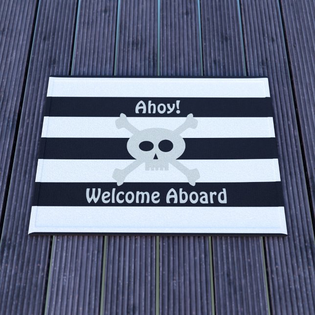 Niedlicher Piratenschädel - Begrüßung an der Tür Fußmatte (Ahoy! Welcome aboard! Cute doormat for your ship!)