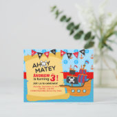 Niedlicher Piratenschiff-Bundjungen Geburtstag Postkarte (Stehend Vorderseite)