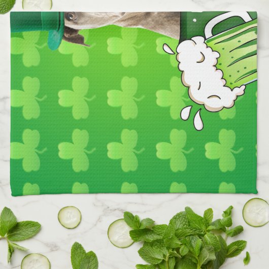 Niedlicher Pit Bull Dog Hat St. Patrick's Day w Cl Handtuch (Gefaltet)