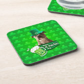 Niedlicher Pit Bull Dog Hat St. Patrick's Day w Cl Untersetzer (Linke Seite)